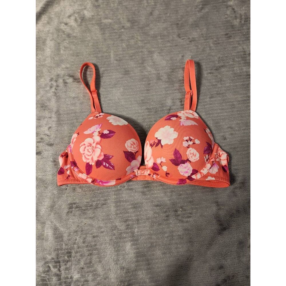Victoria's Secret PINK Size 32D Super Push Up Bra Floral